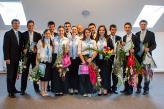 Un sfârșit la Școala misionară Emanuel