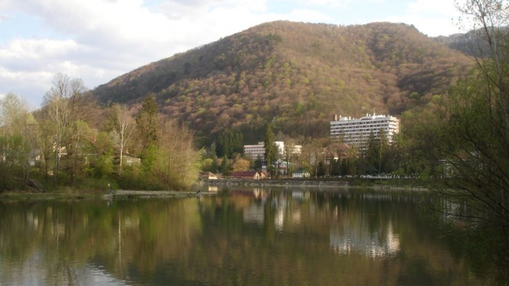 Tinerețea, vremea marilor investiții! Tabără la Căciulata